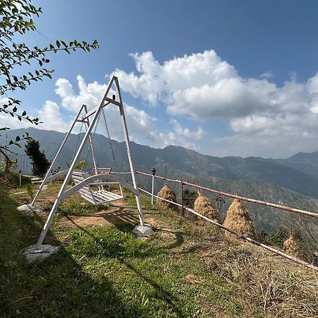 Nivriti Stays Kanatal Exterior foto